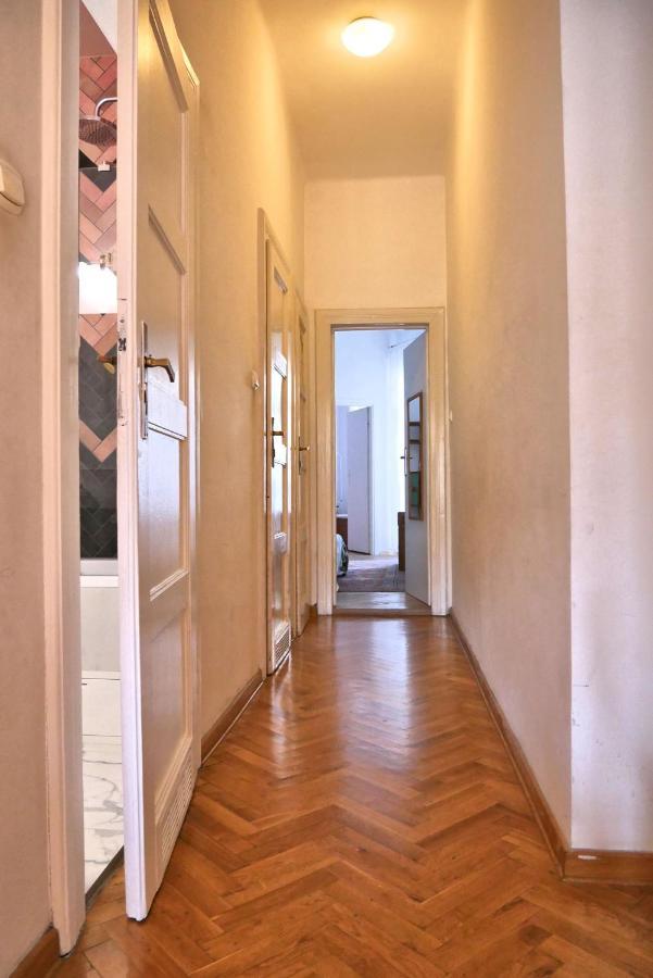 Tenement Apartment 90M2 City Center Красков Екстериор снимка