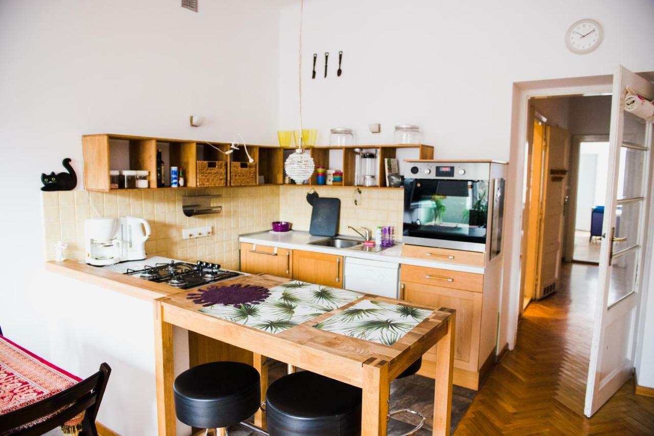 Tenement Apartment 90M2 City Center Красков Екстериор снимка